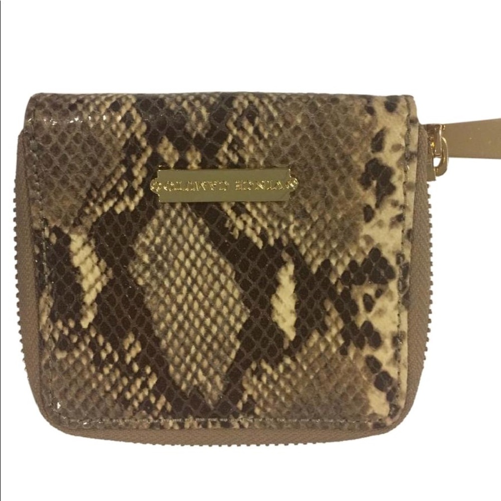 Vince Camuto card holder